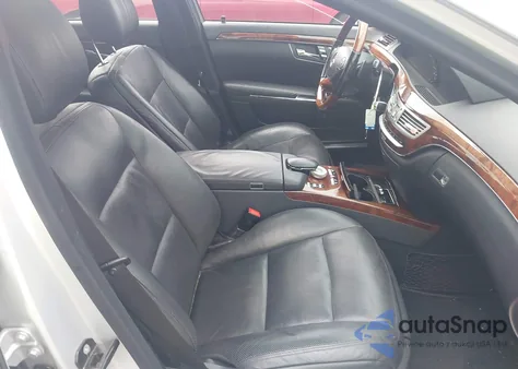 2010 Mercedes-Benz S 550 4Matic из США, поврежденный, VIN WDDNG8GB8AA314195